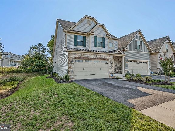 3rd image of 6029 Calla Pl