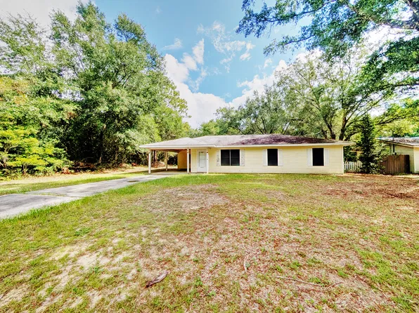 2238 Walkerton Dr, Chipley, FL 32428