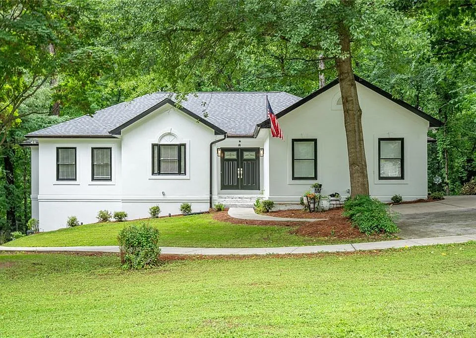3924 Ashford Dunwoody Rd