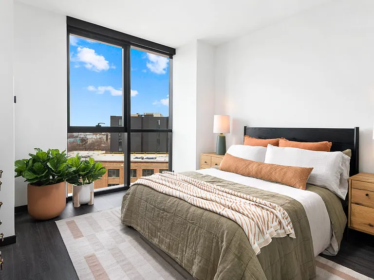 1364 W Randolph St #1408 — Photo 3