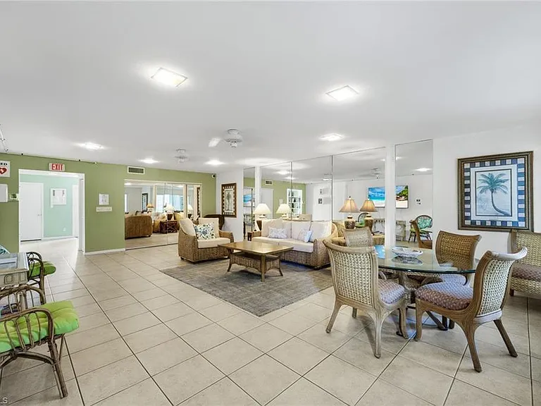 4200 Belair Ln #316 — Photo 17
