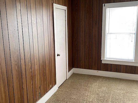 5th image of 806 W Main St #3