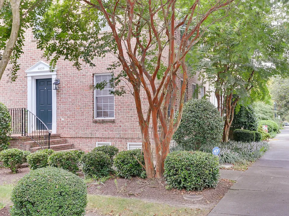 4609 Town Creek Dr