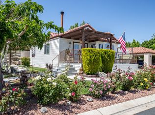 11660 Wedgewood Dr, Apple Valley, CA 92308