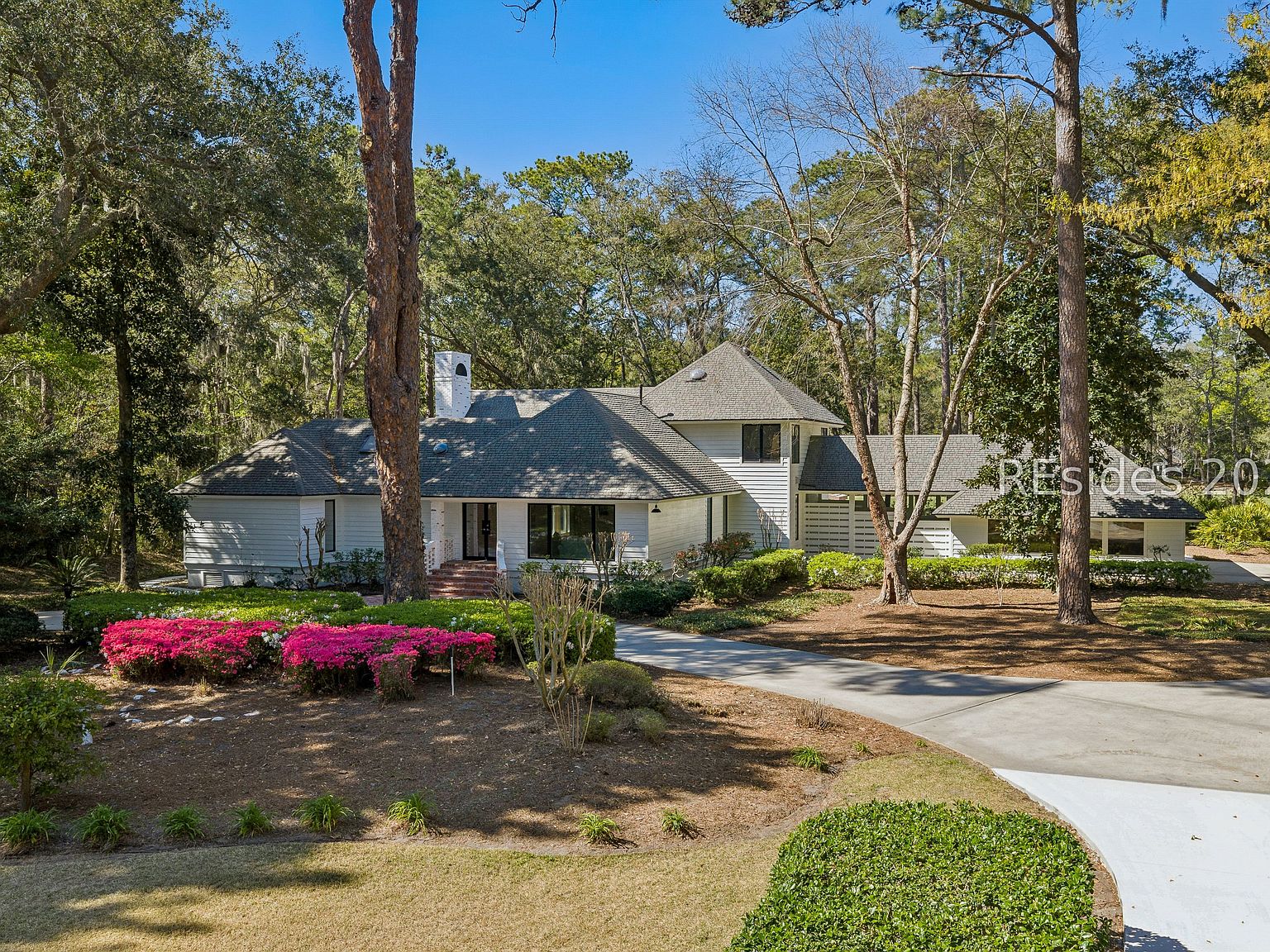 13 McIntosh Rd