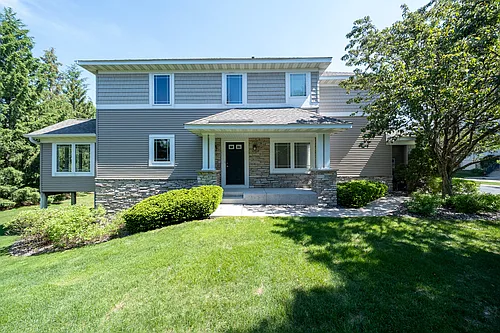 15523 Lilac Dr Photo 1