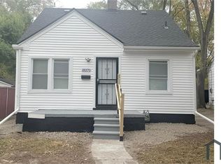18370 Codding St, Detroit, MI 48219