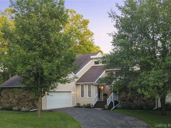 379 Brentwood Drive, Madison, IN 47250