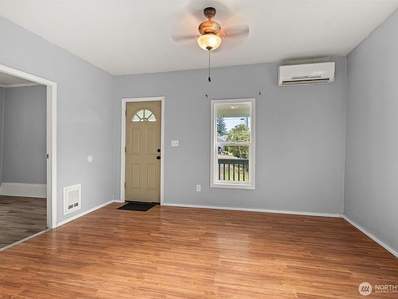 4th image of 335 11th Street S