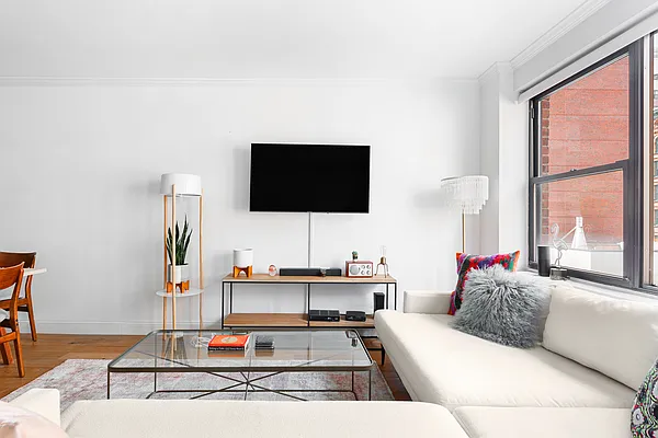 Sold by Compass | media 3