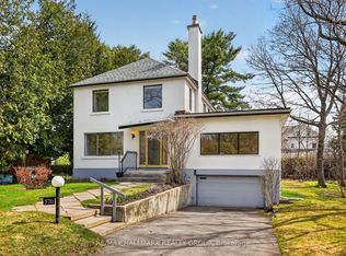 570 Minto Pl, Ottawa, ON K1M0A8