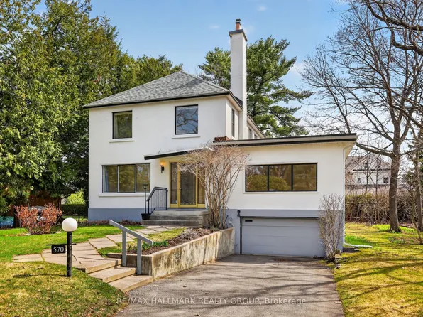 570 Minto Pl, Ottawa, ON K1M 0A8