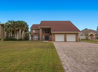 44 Dolphin Pl, Freeport, FL 32439