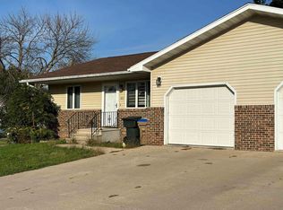 103 S Maple St, Postville, IA 52162