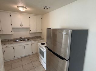 734 N Bond St #5, Fresno, CA