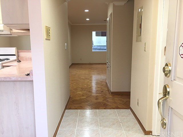 1st image of 503 Lincoln Ave APT 1
