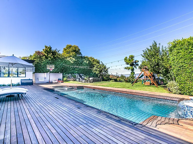 16341 Sloan Dr — Photo 20