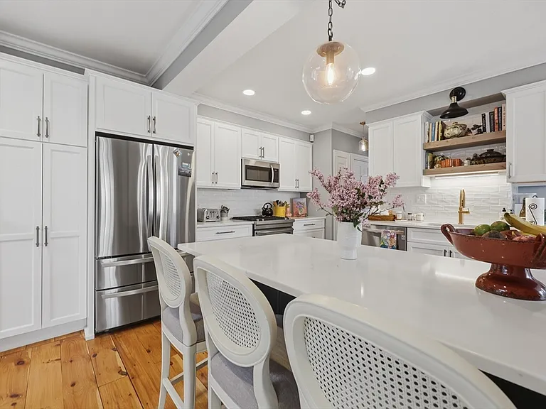 37 Marlboro St #37 — Photo 15