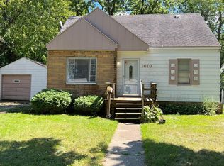 1619 Mulberry Ln, Flint, MI 48507