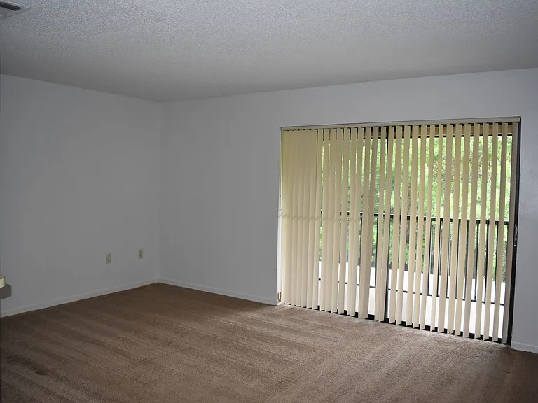 2779 Patty Ln — Photo 17