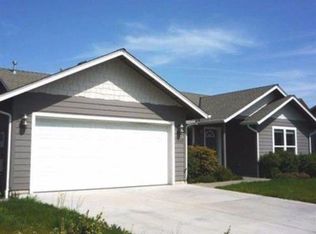 1349 Barney Fife Blvd, Grants Pass, OR 97527