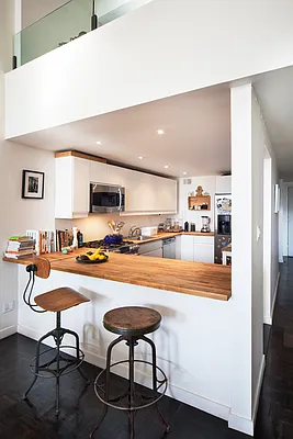 Rented by Compass | media 9