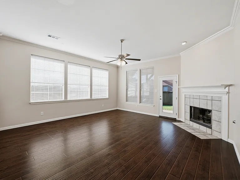 1716 Mapleleaf Falls Dr — Photo 10