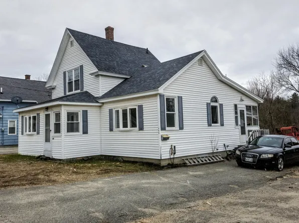 499 Aroostook Avenue, Millinocket, ME 04462