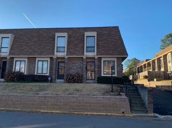 1865 Poplar Woods Cir E, Germantown, TN 38138