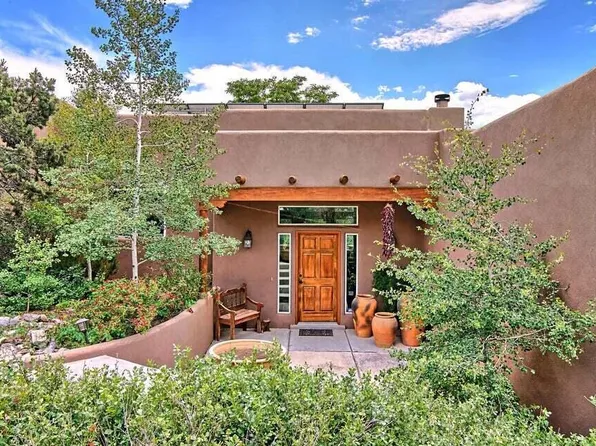 62 Crystal Ln, Sandia Park, NM 87047