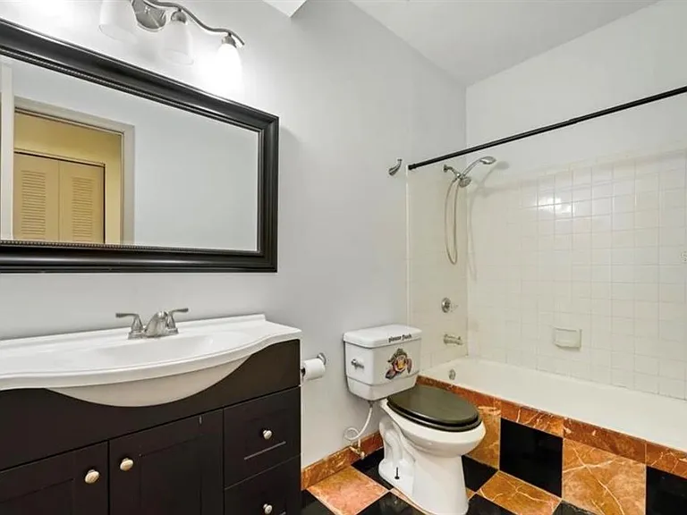 4107 Chatham Oak Ct #326 — Photo 10