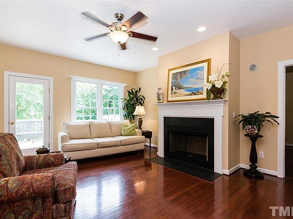5th image of 3509 Queen Ann Dr
