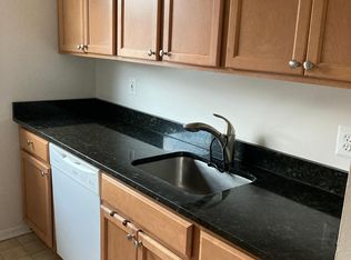 4010 Hallman St APT 3, Fairfax, VA 22030