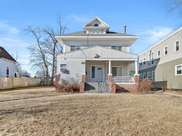 1076 21st St, Des Moines, IA 50311