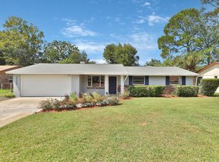 2215 Barry Dr S, Jacksonville, FL 32208