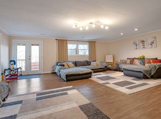 3402 Little Hunting Creek Dr, Alexandria, VA 22309