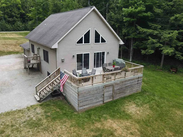 N6047 Eagles Way, Porterfield, WI 54159