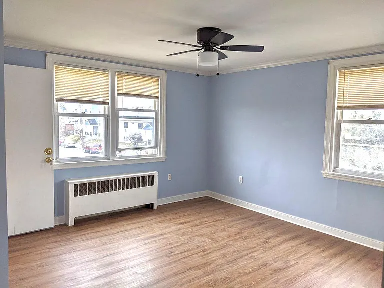 601 Glenview St #2 — Photo 5