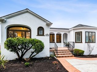 2503 28th Ave W, Seattle, WA 98199