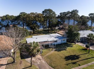 235 Beachview Dr, Fort Walton Beach, FL 32547