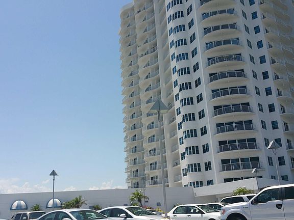 3rd image of 2 Oceans West Blvd APT 2001