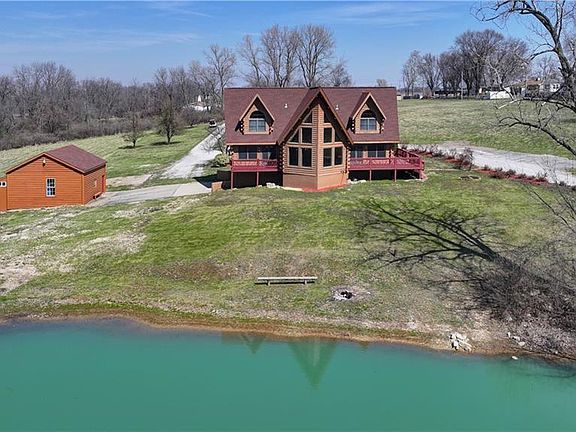 3rd image of 17301 E Kentucky Rd