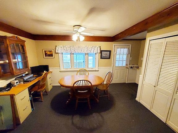 4th image of 91 E Division St