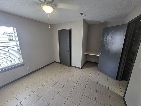 5th image of 999 12th St #4