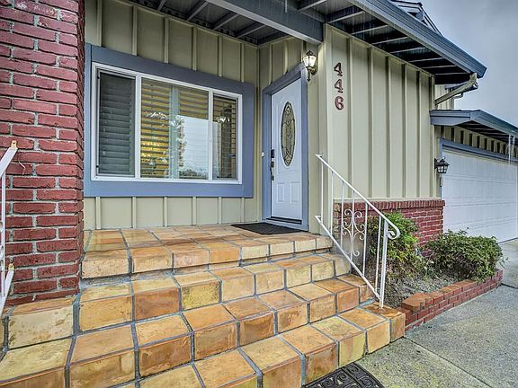 3rd image of 446 Santander Dr