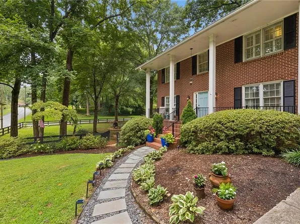 2544 Circlewood Rd NE, Atlanta, GA 30345