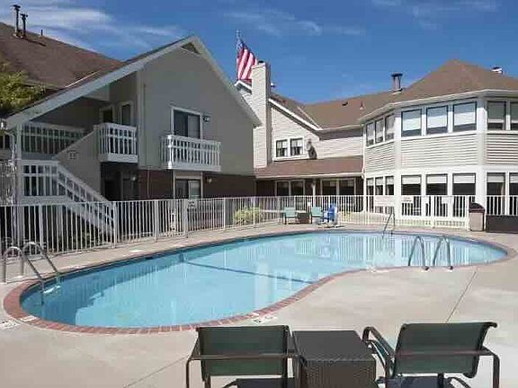4th image of 3040 Eagandale Pl #1323