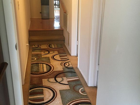 5th image of 1502 Spruce Hills Dr #1502