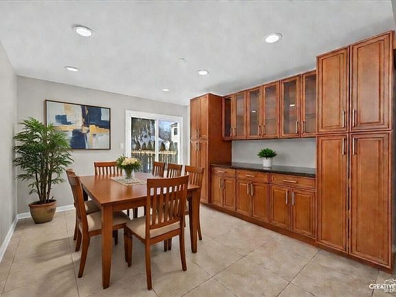 5th image of 1102 Southbridge Ln