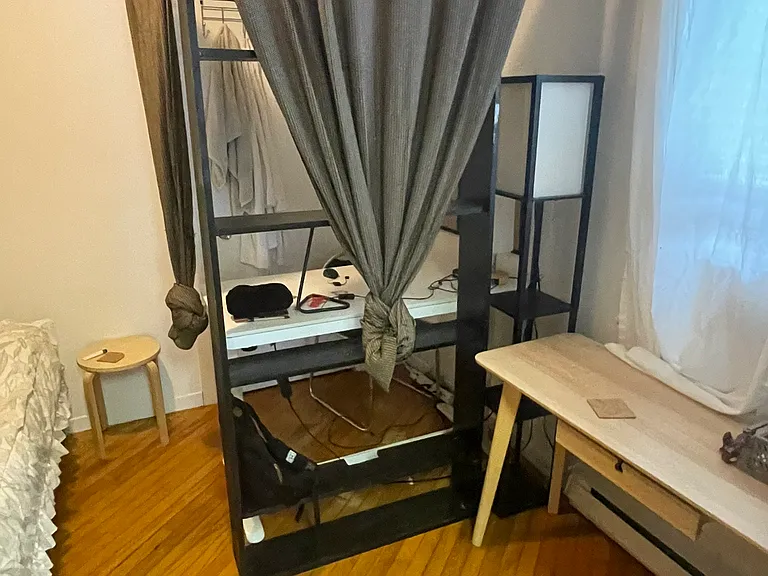 45 Louisa St #C — Photo 10